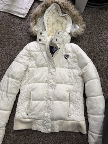 American eagle outfitters - american,