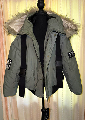 Night eit women gray - night,