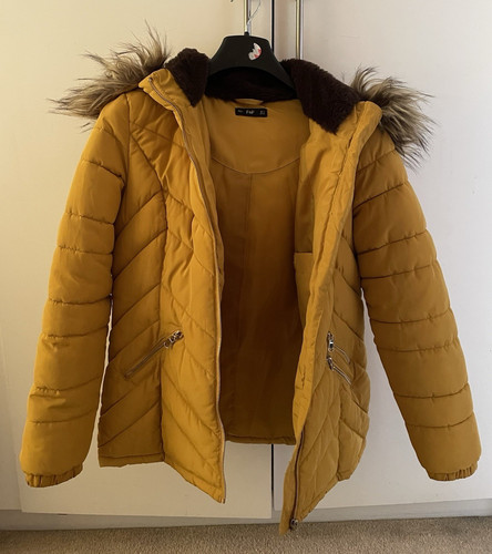 Women yellow puffer - women's,