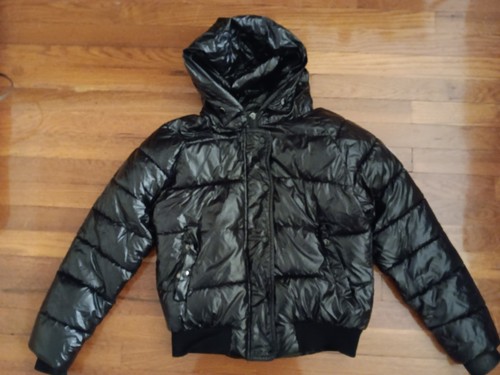 Black hooded puffer - hooded,