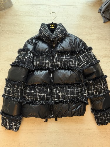 Chanel black tweed trim puffer - black,